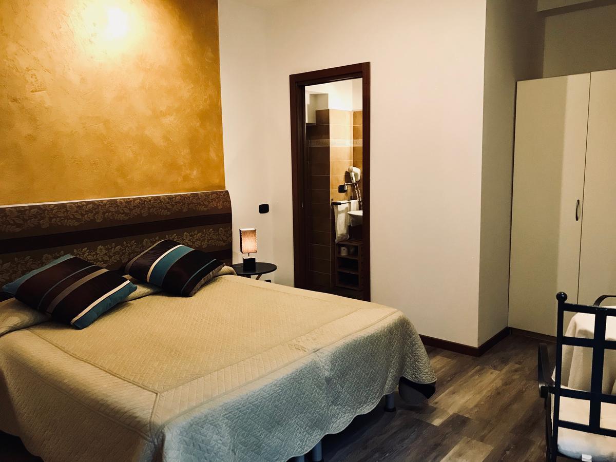 Alla Galleria B&B Верона Экстерьер фото